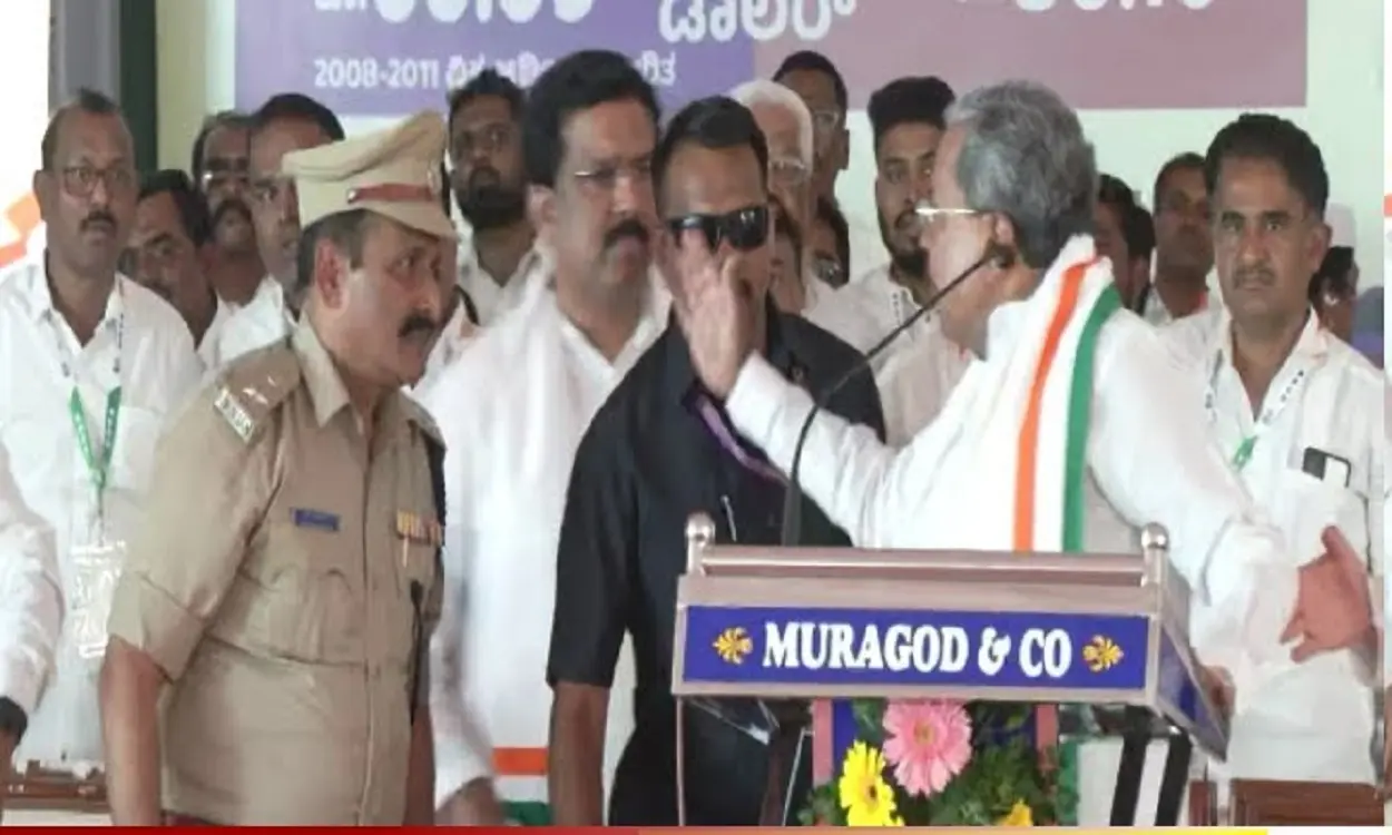 CM raises his hand on SP