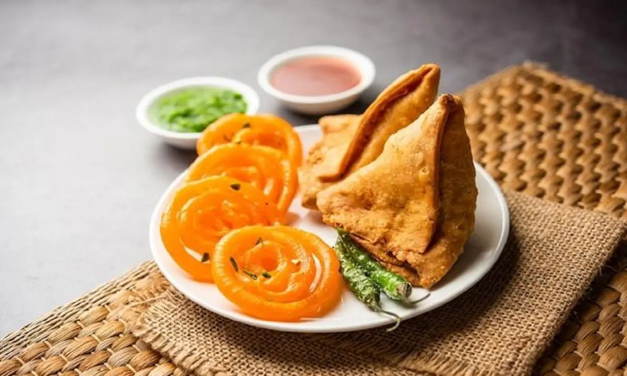 Samosa and Jalebi dishes