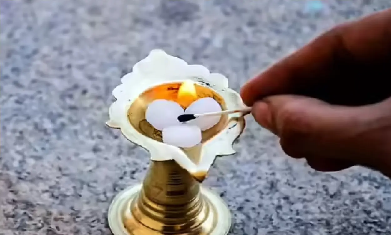 camphor hindu