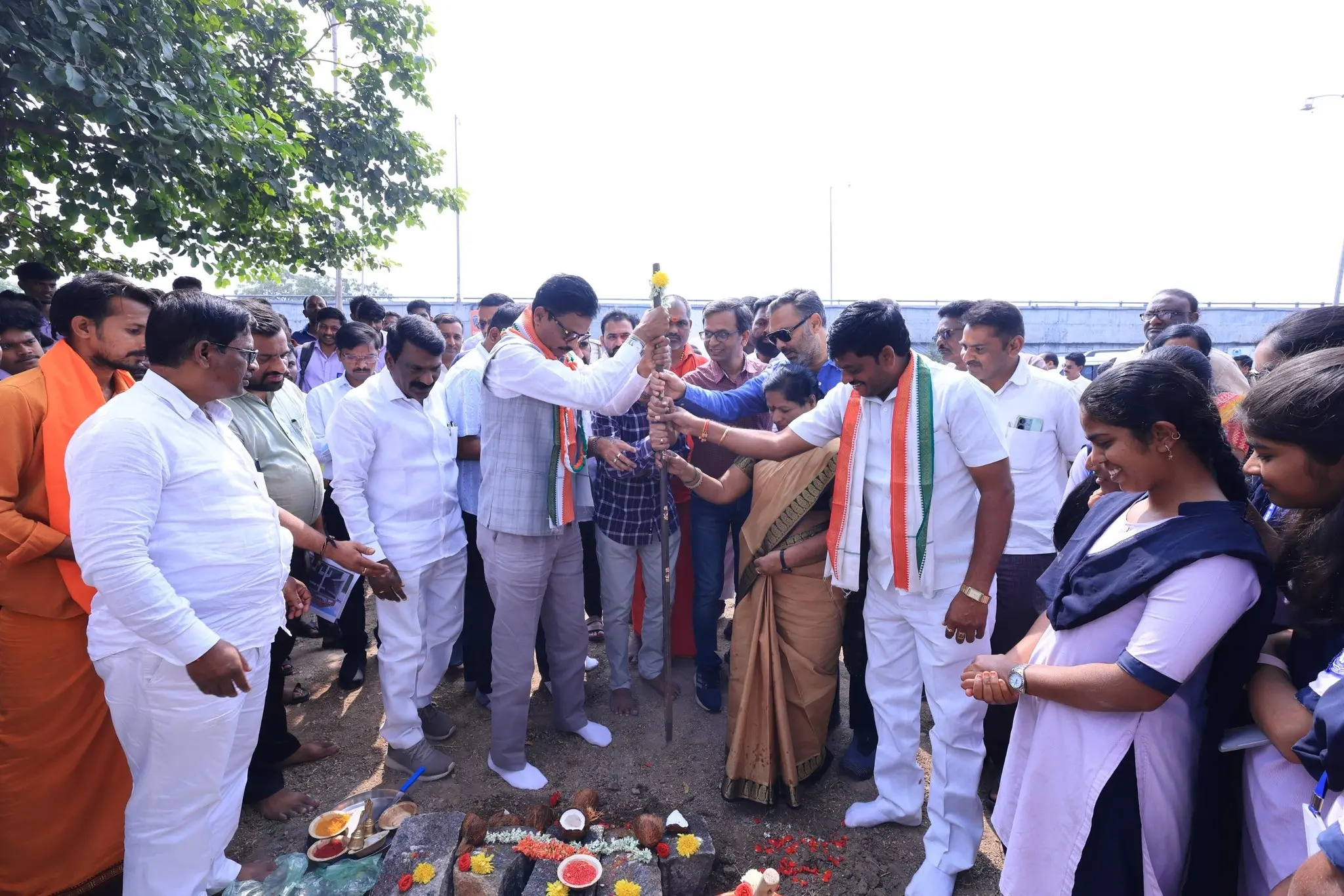 Ballari Akhand Bellari is moving towards development, said MP E. Tukaram