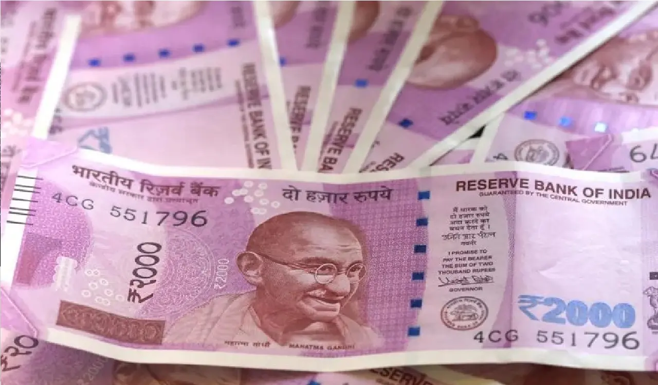 Do not give money to others on this day