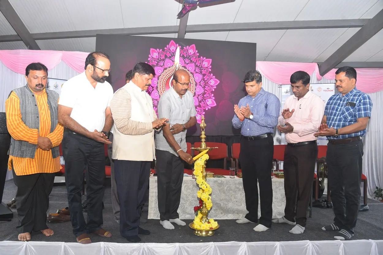 For traders and industrialists under the Trades scheme