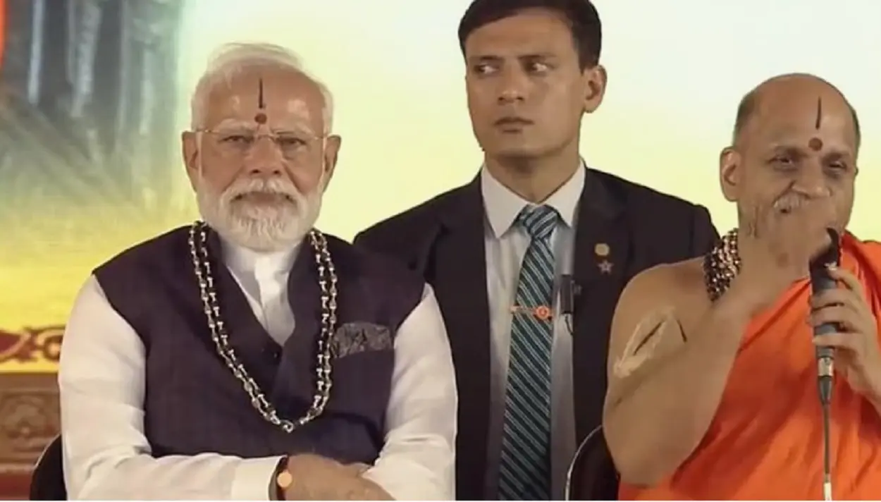 Sugunendra Theertha Swamiji