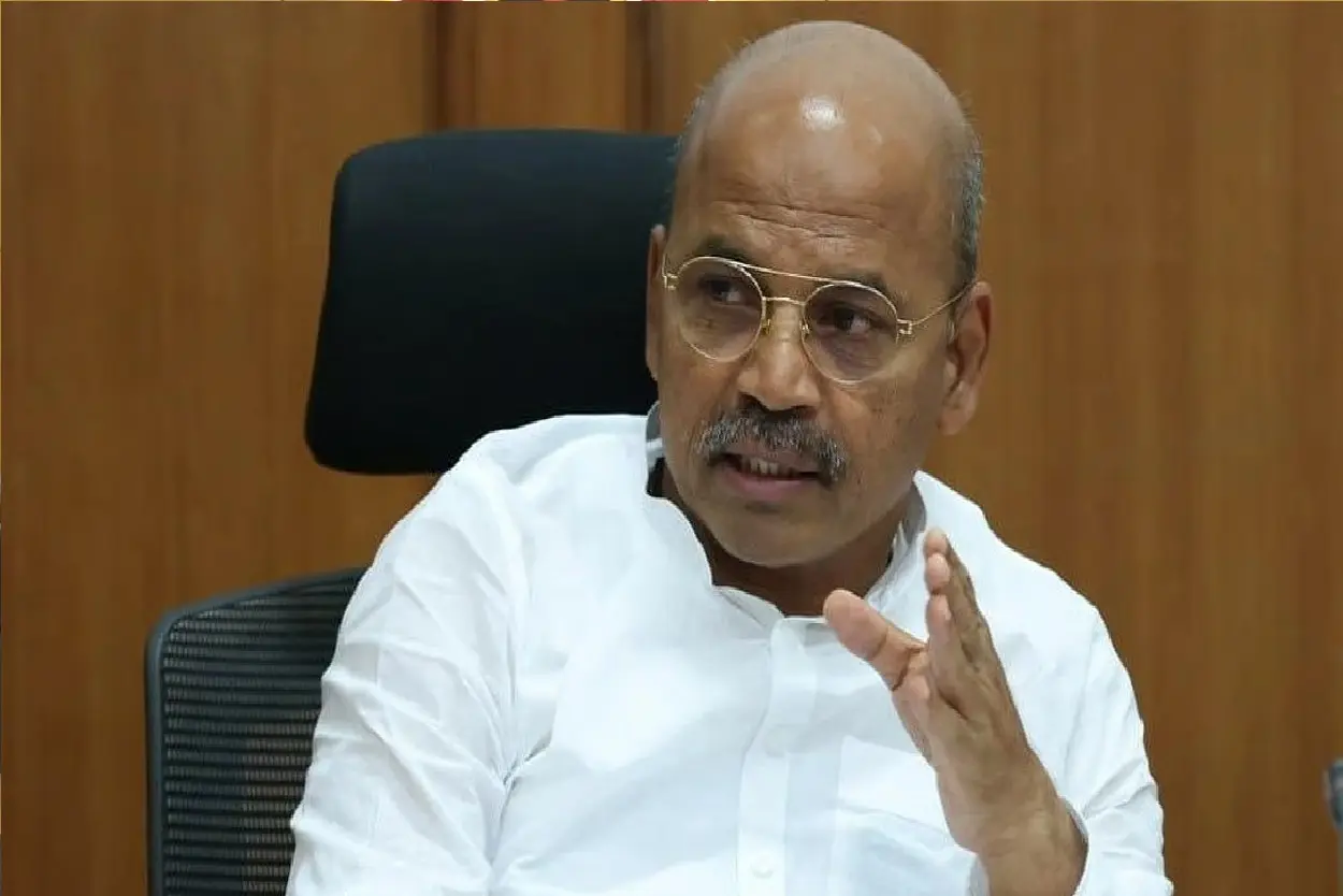 Minister Dr. Sharan Prakash Patil