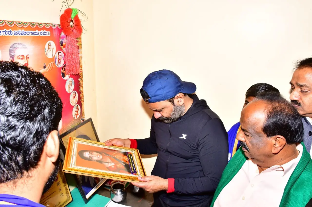 Minister Santosh Lad