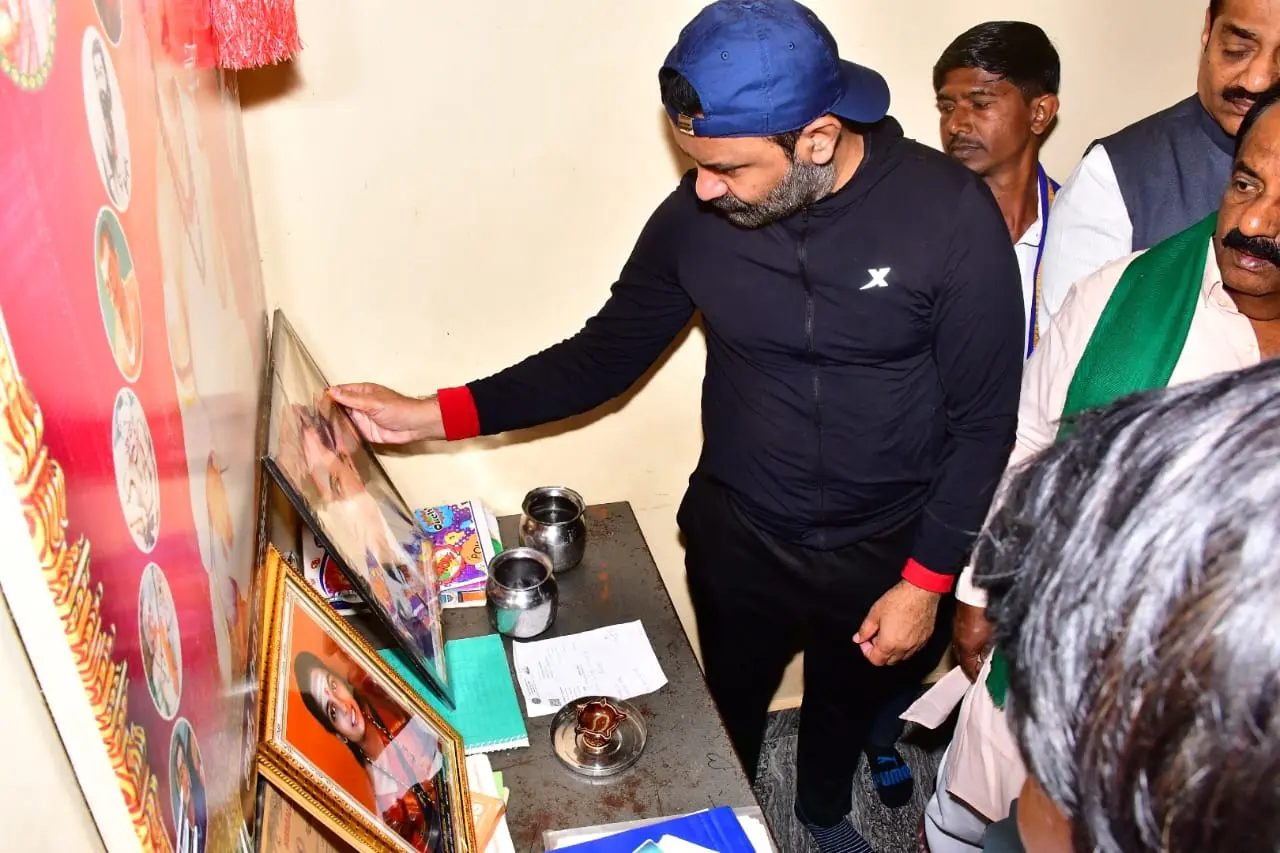 Minister Santosh Lad