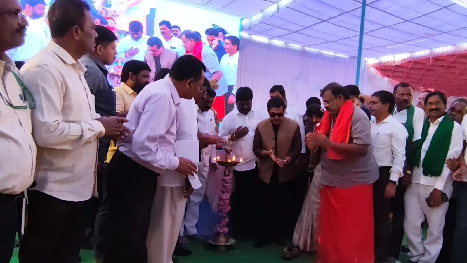 District In-charge Minister B.Z. Zameer Ahmed Khan inaugurated the district level technical workshop and exhibition on cereals.