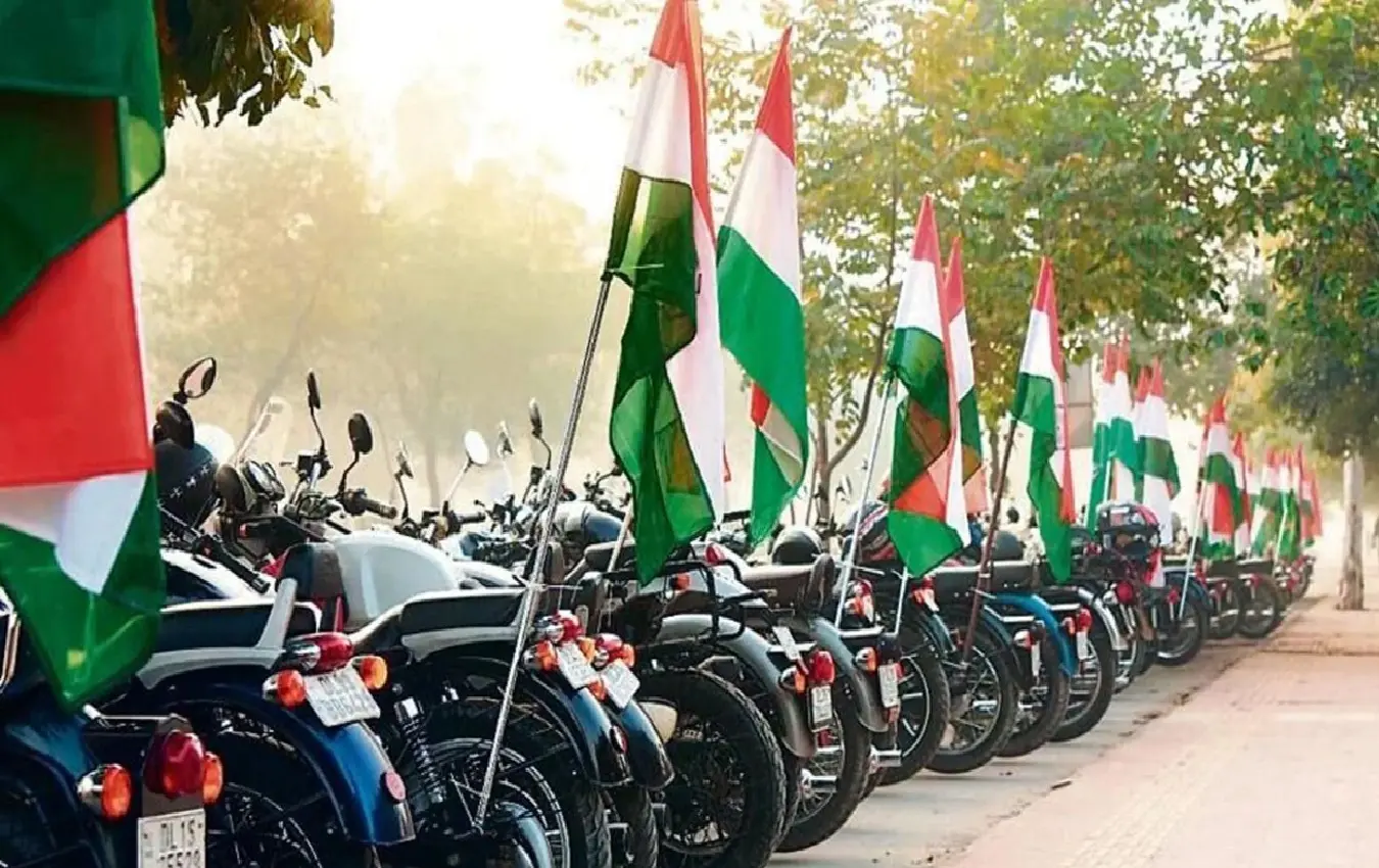 The national flag cannot be flown on any private vehicles.