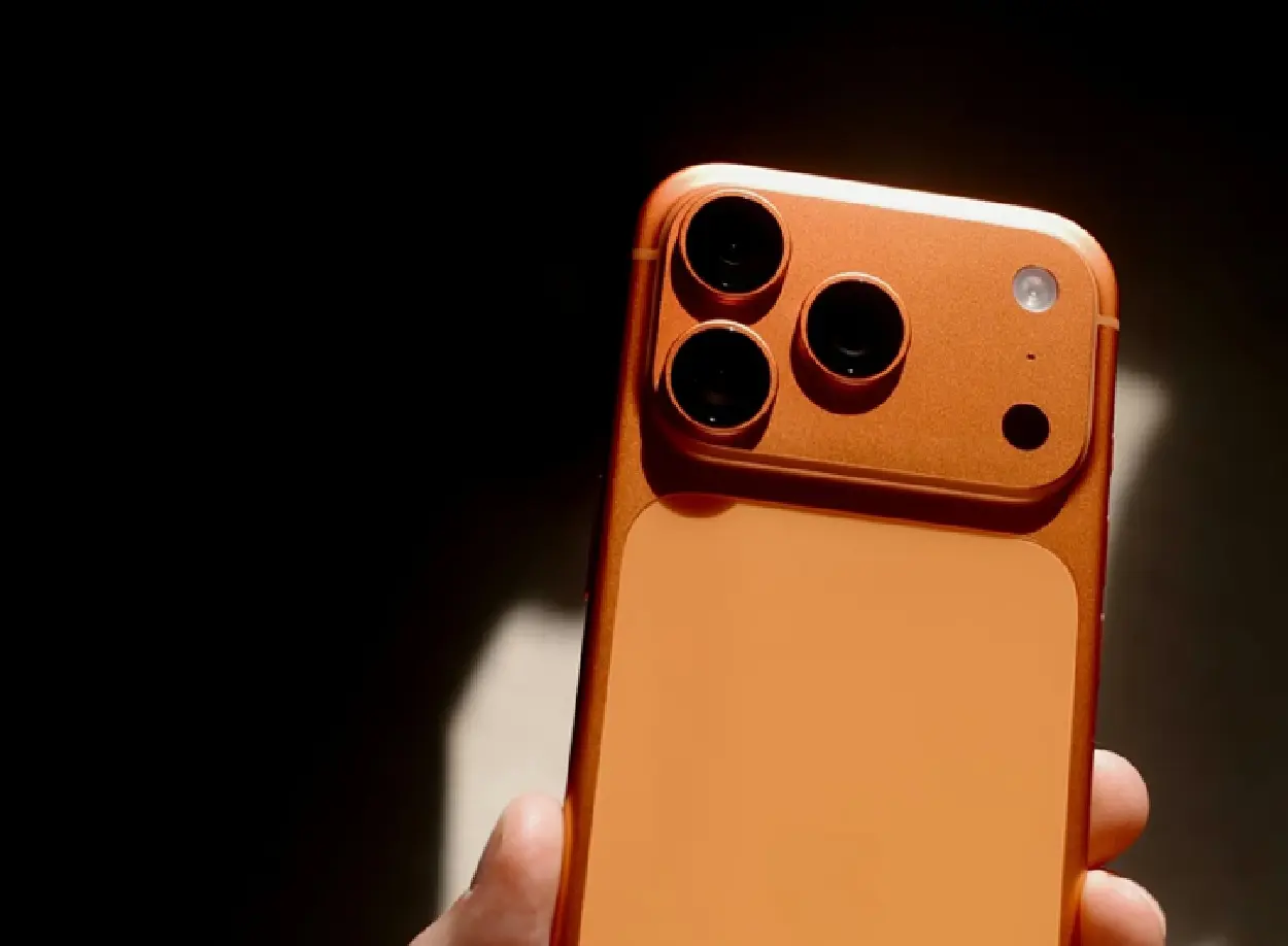 iPhone 17 Pro at Rs 85,700 and iPhone Air at Rs 91,000. Check how to get the deal
