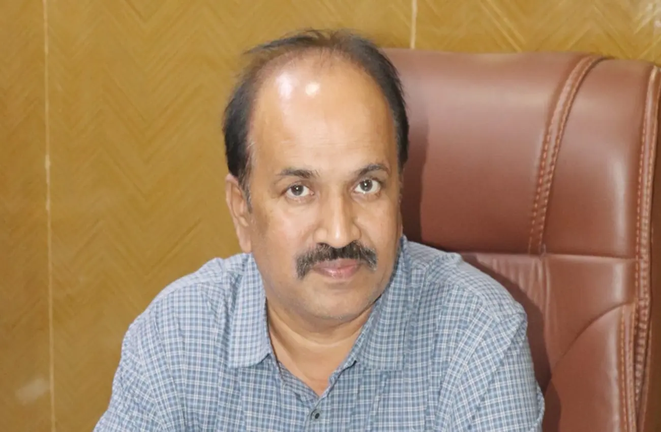DHO Dr. Yalla Ramesh Babu advises
