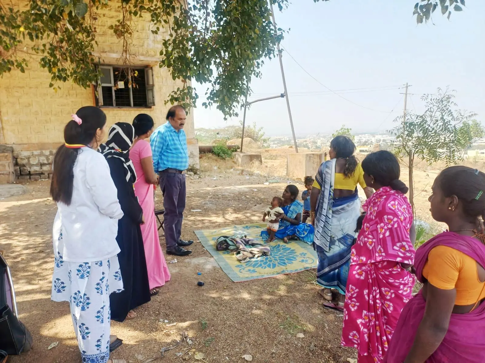 ಬಳ್ಳಾರಿಯಲ್ಲಿ ಬಿಸಿಲ ಧಗಧಗ ಗರ್ಭಿಣಿಯರೇ ಎಚ್ಚರ! ಮಧ್ಯಾಹ್ನ ಹೊರಬರುವ ಮುನ್ನ ಈ ಸುದ್ದಿ ಓದಿ