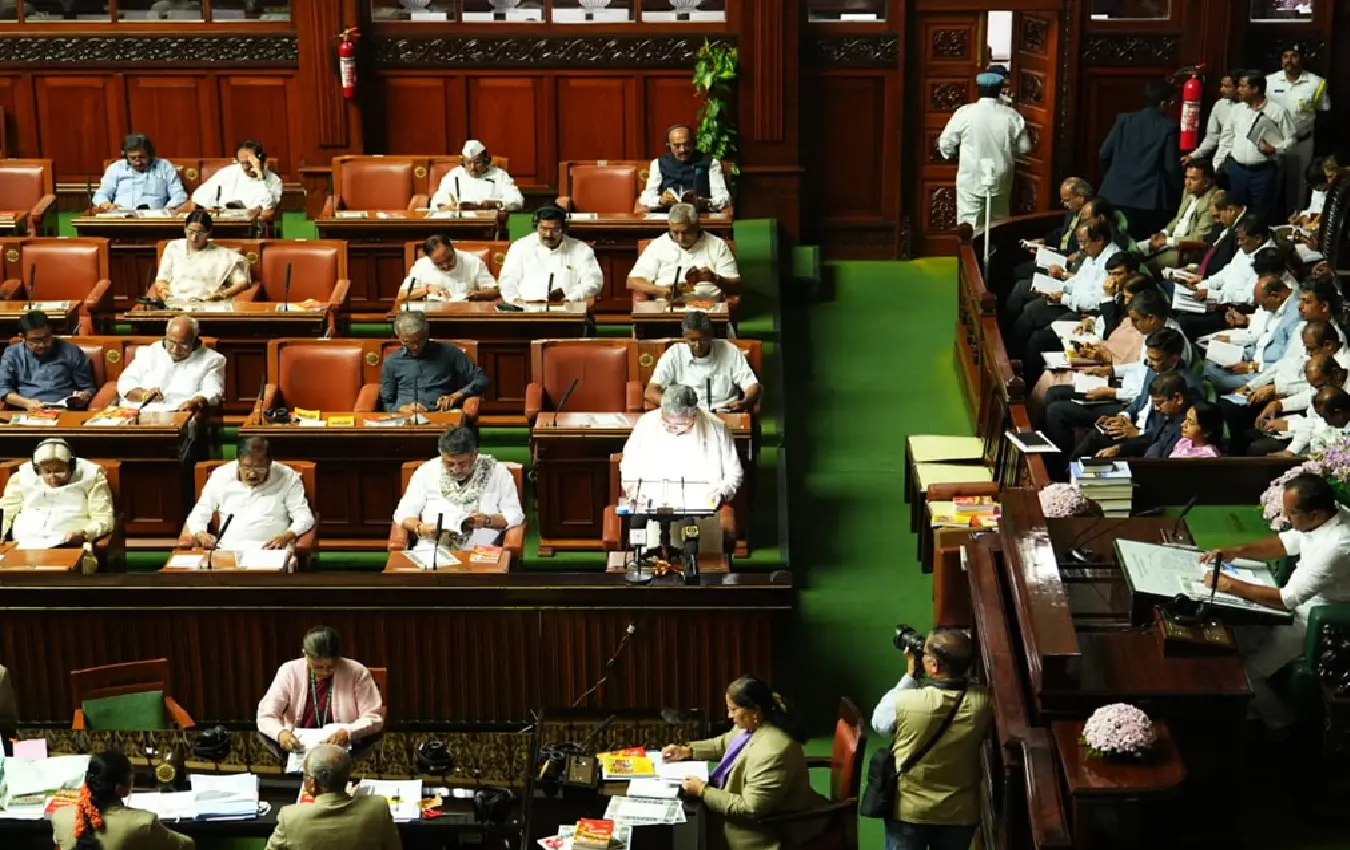 ಸಿಎಂ ಸಿದ್ದರಾಮಯ್ಯ ಅವರಿಂದ ಜನಪರ ಬಜೆಟ್ ಮಂಡನೆ.