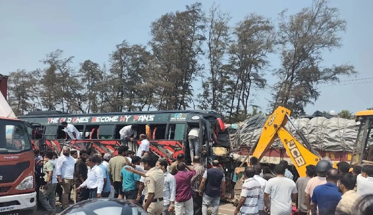 ಕುಂದಾಪುರ ಅಪಘಾತ - Kundapura Road Accident, ಮರವಂತೆ ಬಸ್ ದುರಂತ - Maravanthe Bus Mishap