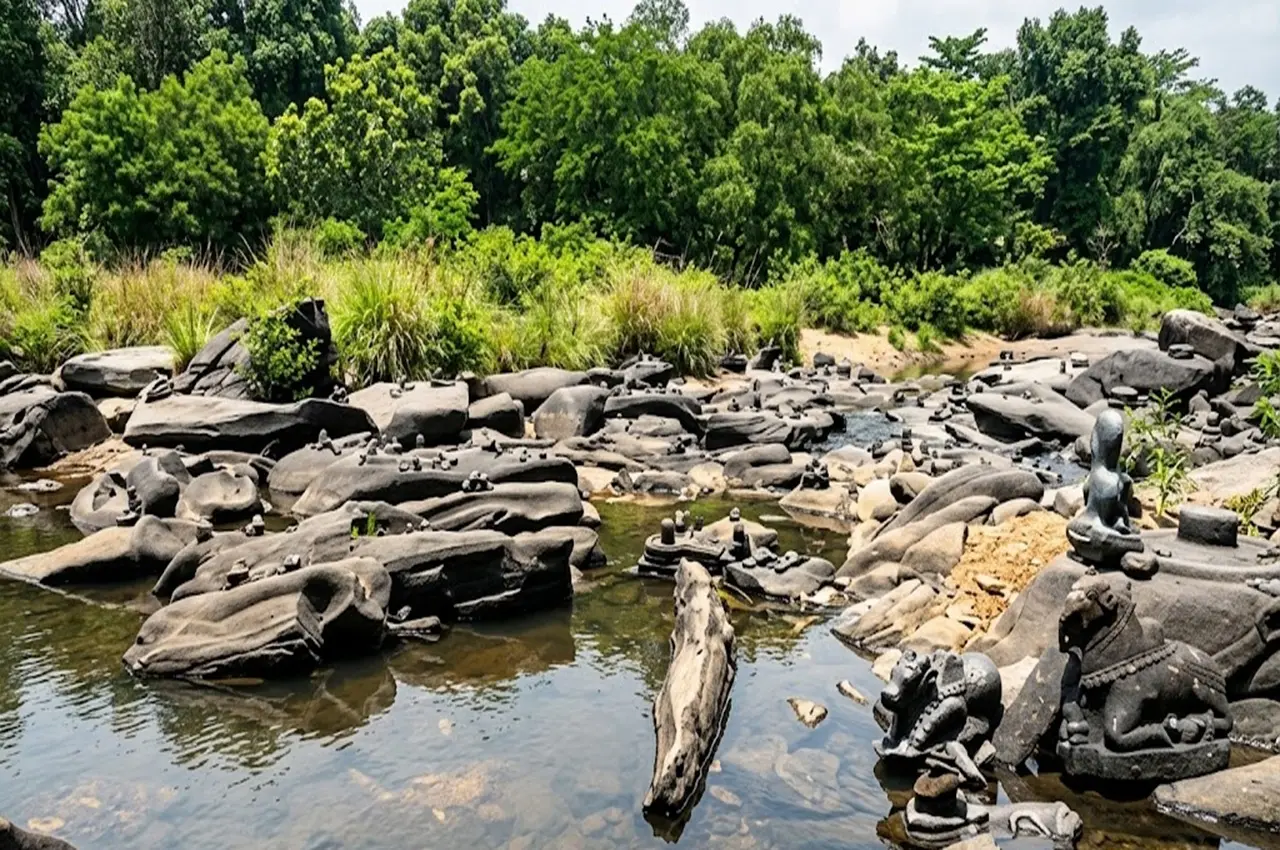 ಬತ್ತಿದ ಶಾಲ್ಮಲಾ ನದಿ - Dried Shalmala River Karnataka