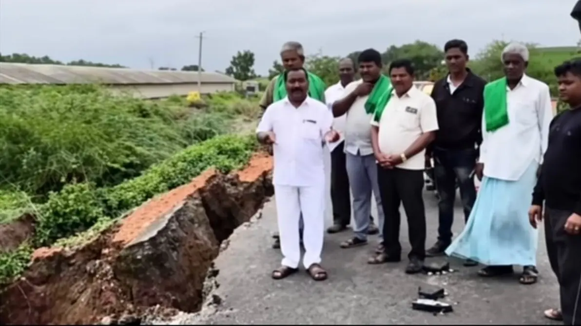State highway road collapse near Itagi village in Haveri district due to heavy rains and poor quality construction.