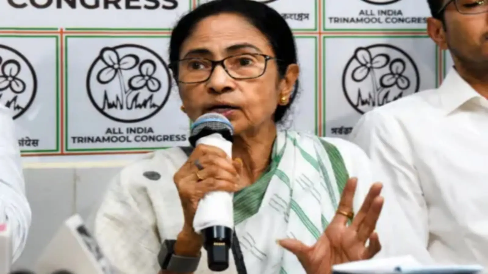 Legal document representing the FIR against Mamata Banerjee.