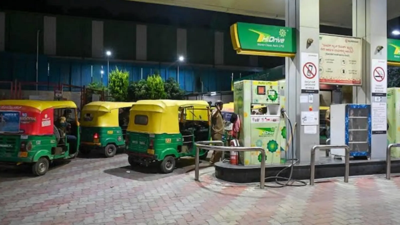 Concept of price reduction in Auto LPG gas for auto-rickshaws.
